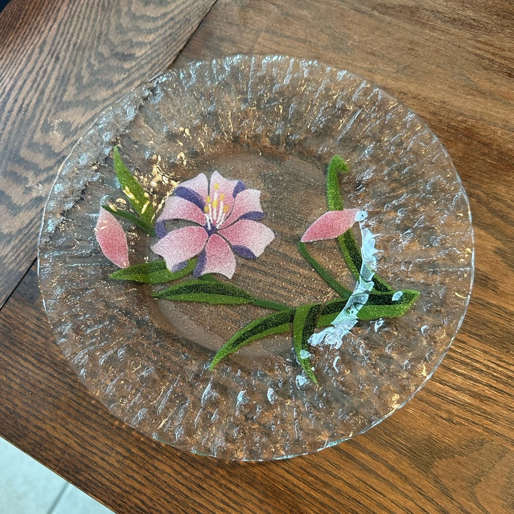 Sydenstricker Glass Dinner Plate